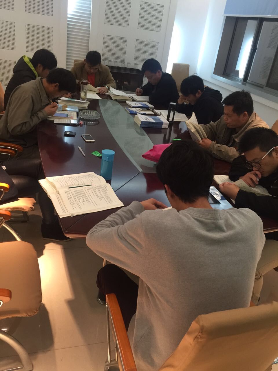 学习小组正式成立